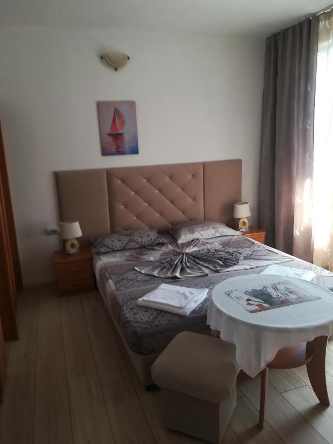 Guest House Stenli Primorsko Bagian luar foto