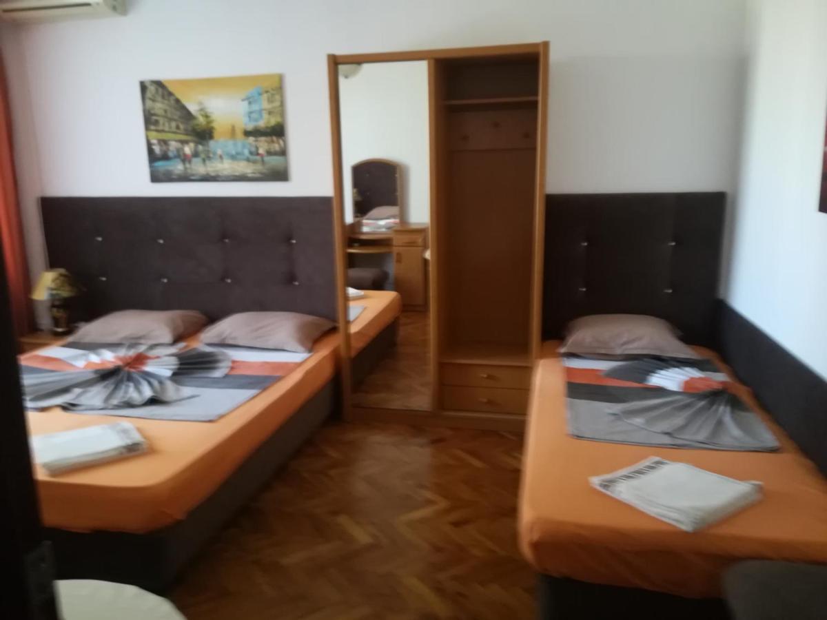 Guest House Stenli Primorsko Bagian luar foto