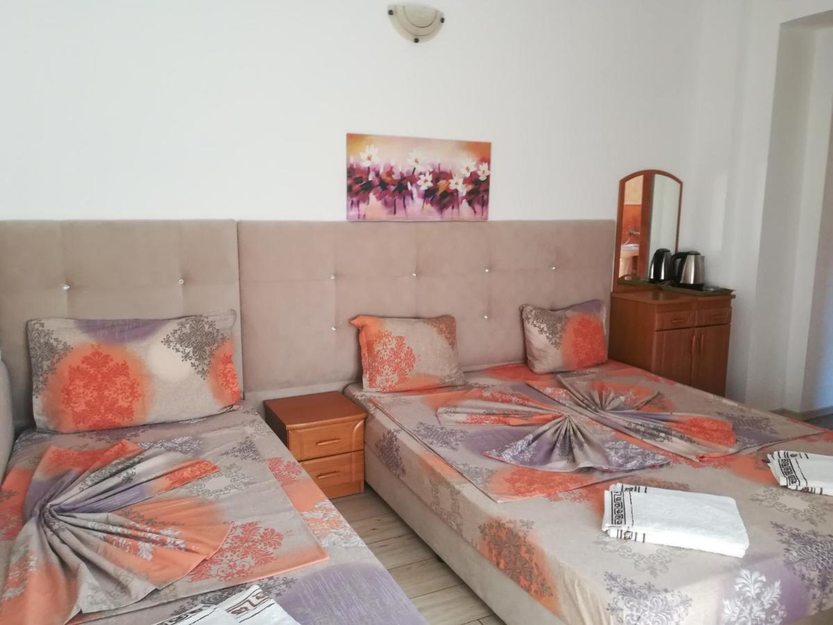 Guest House Stenli Primorsko Bagian luar foto