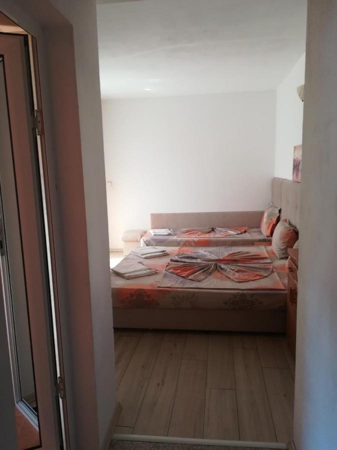 Guest House Stenli Primorsko Bagian luar foto