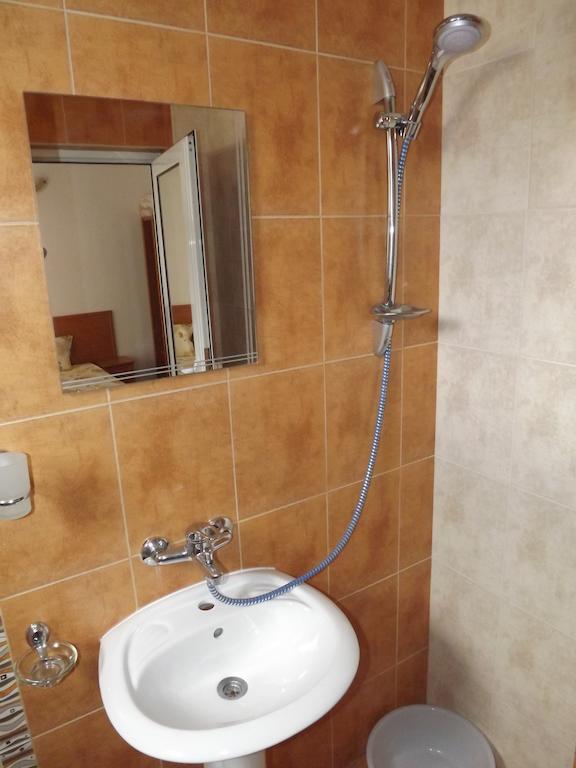 Guest House Stenli Primorsko Bagian luar foto
