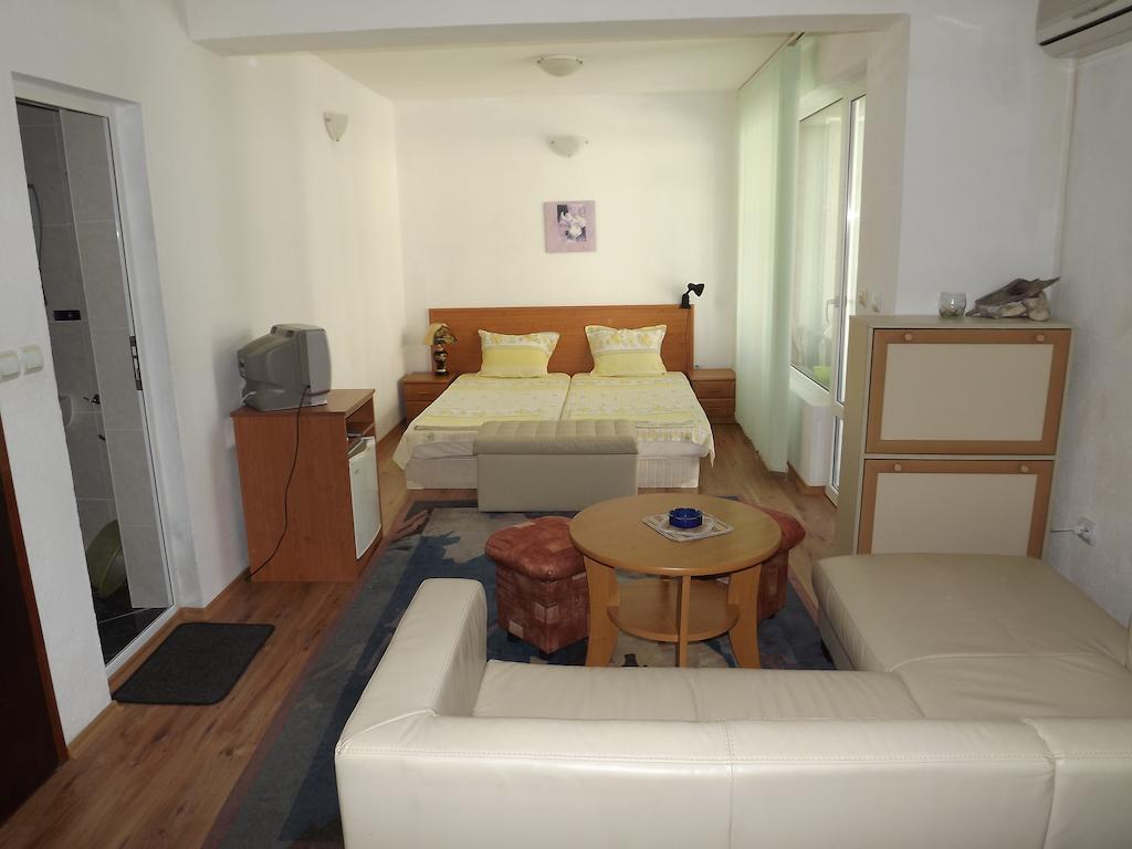Guest House Stenli Primorsko Ruang foto