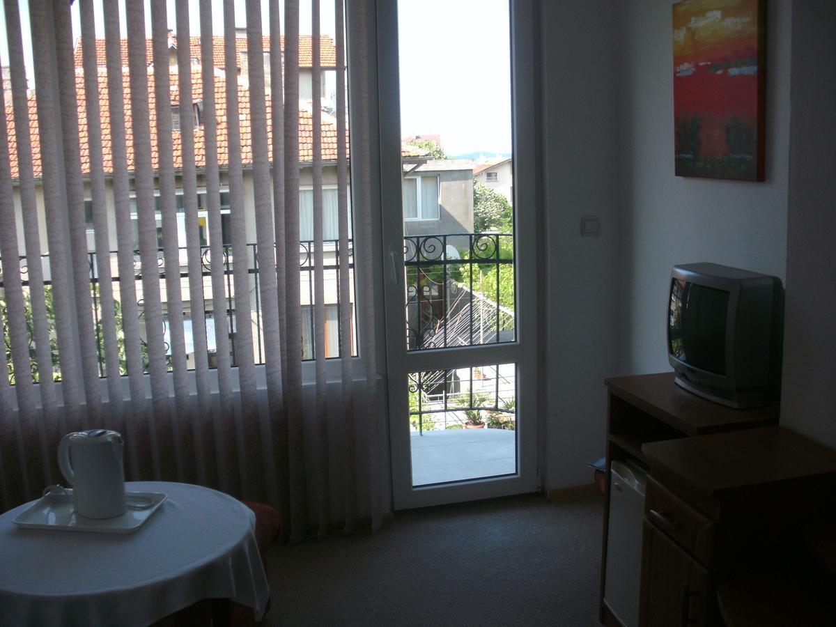 Guest House Stenli Primorsko Bagian luar foto