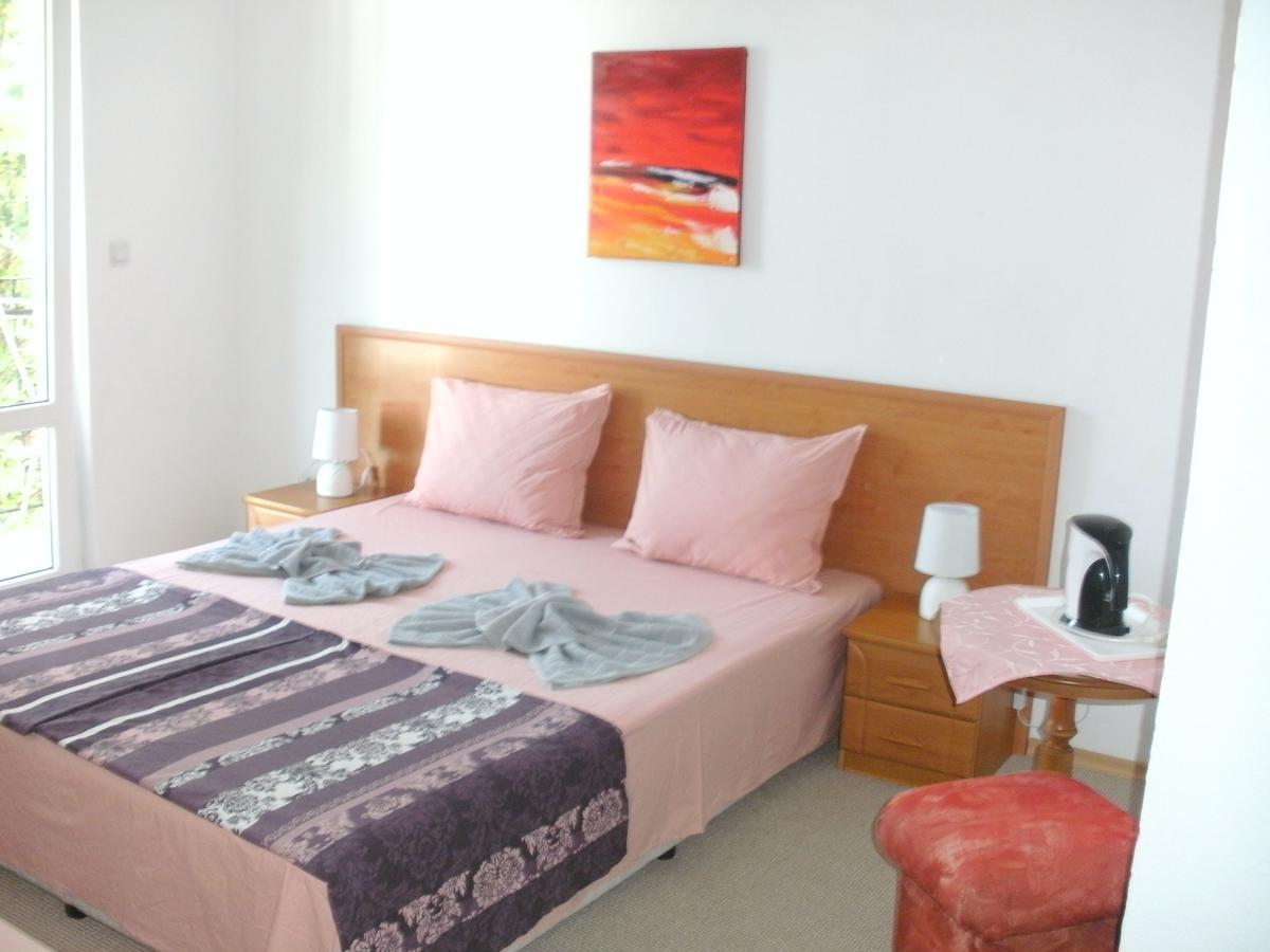 Guest House Stenli Primorsko Bagian luar foto