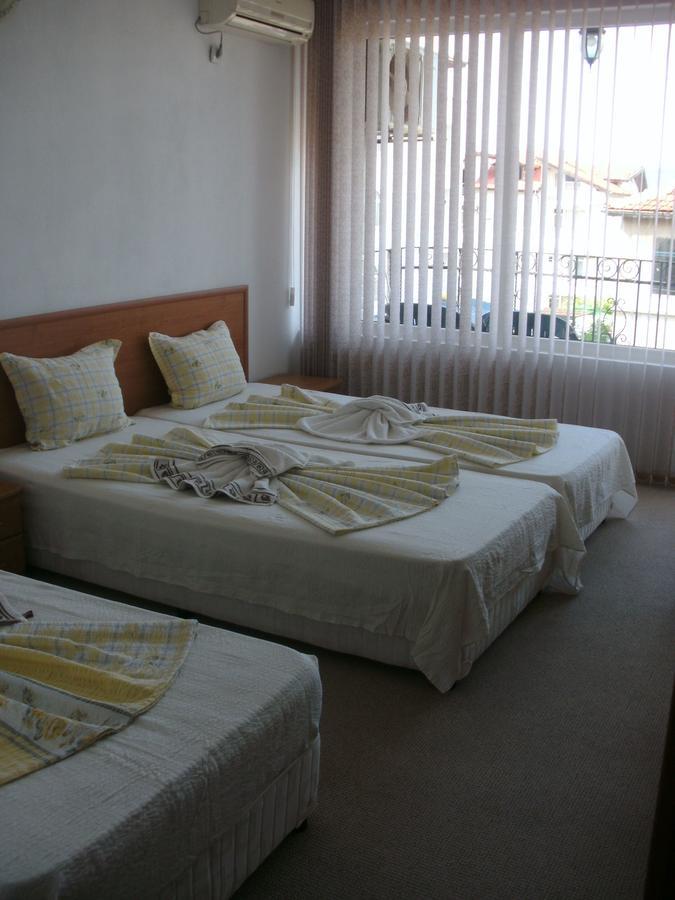 Guest House Stenli Primorsko Bagian luar foto